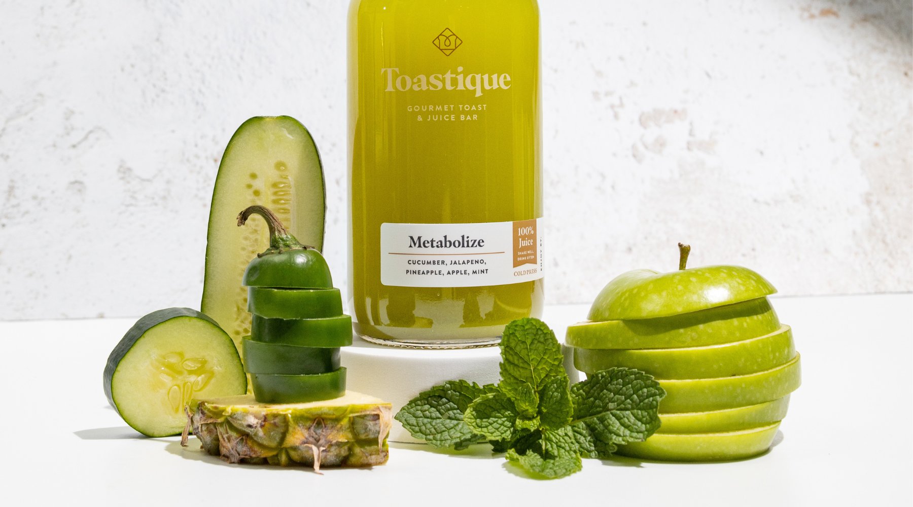 Harnessing-the-Power-of-Herbs-Exploring-the-Health-Benefits-of-Basil-and-Mint Toastique