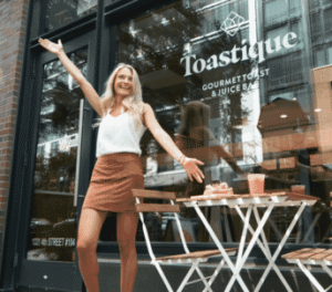 HEALTHY-RESTAURANT-FRANCHISE-FOUNDER-RECEIVES-TOP-INDUSTRY-HONORS Toastique